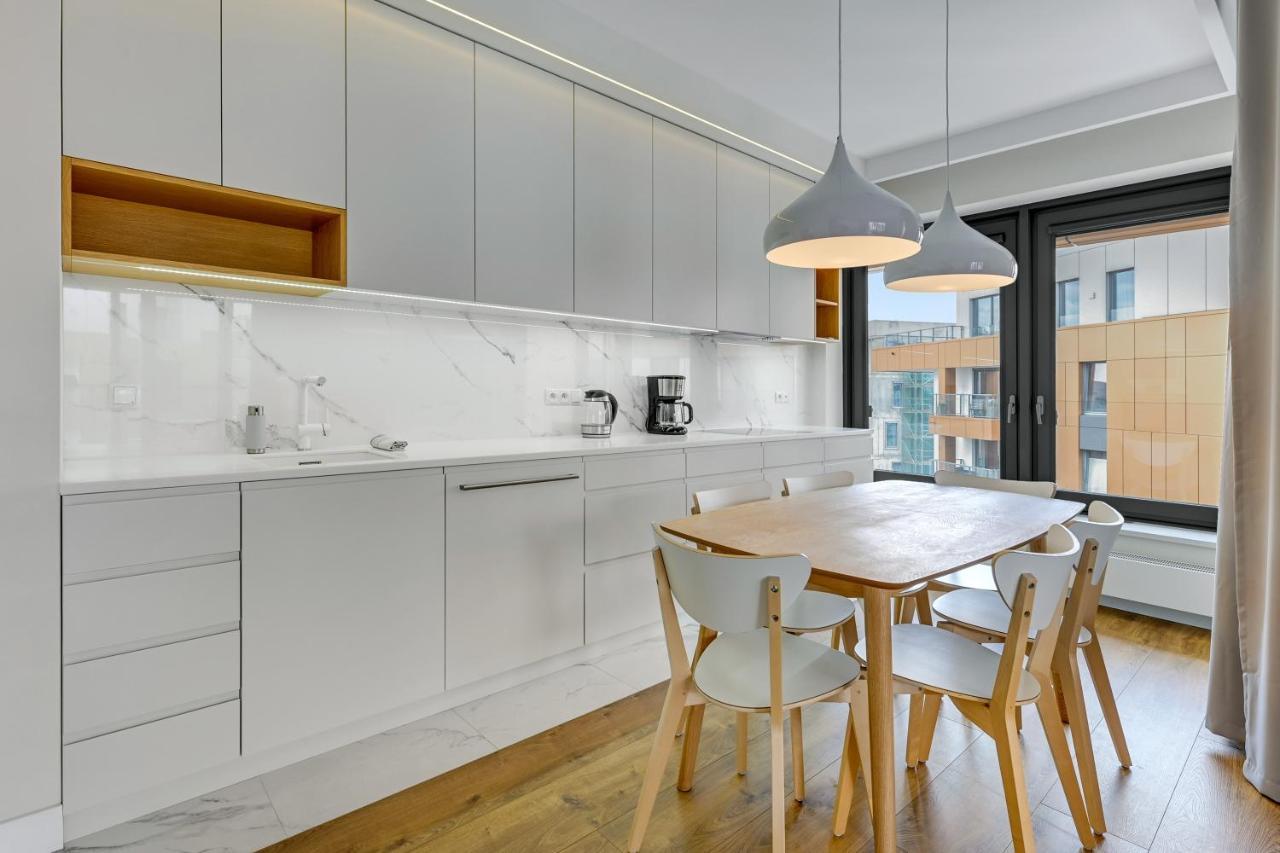Premium Family & Business Old Town Riverside Apartment With Parking Гданск Екстериор снимка