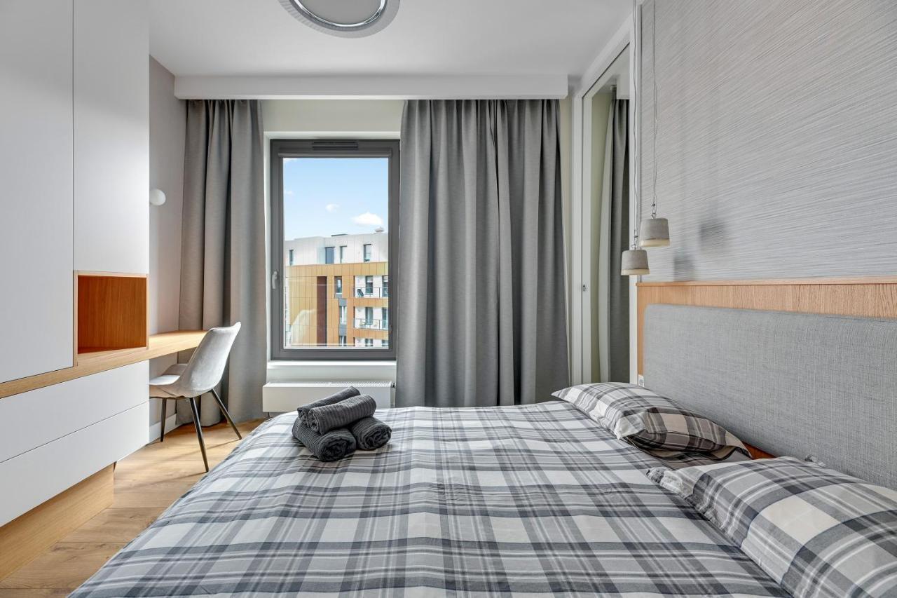Premium Family & Business Old Town Riverside Apartment With Parking Гданск Екстериор снимка